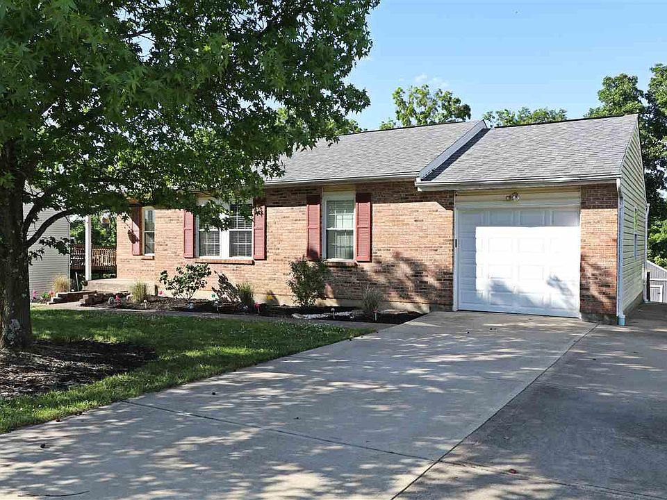 1st image of 124 Green Hill Dr