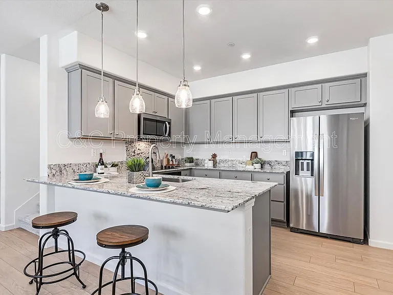 379 Lundy Pl — Photo 6