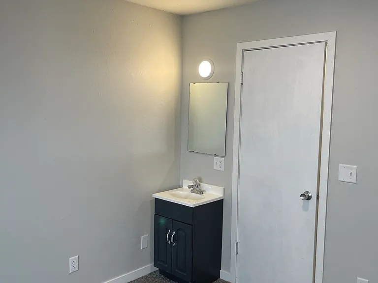 443 S Johnson St #4S — Photo 15