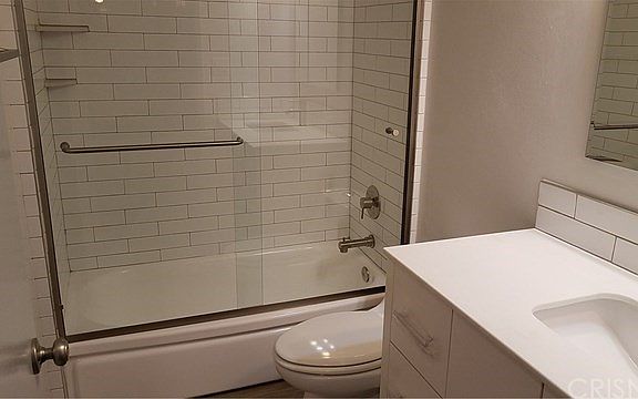 3rd image of 5648 Case Ave APT 4