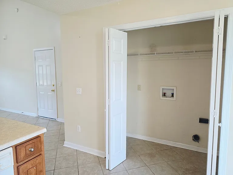111 Quarterhorse Dr — Photo 5