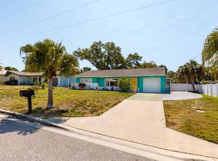 3164 Renatta Dr, Belleair Bluffs, FL 33770