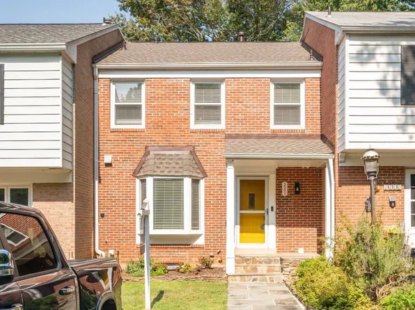 5502 Beaconsfield Ct, Burke, VA 22015