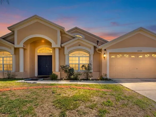 18125 Sweet Jasmine Dr, Tampa, FL 33647