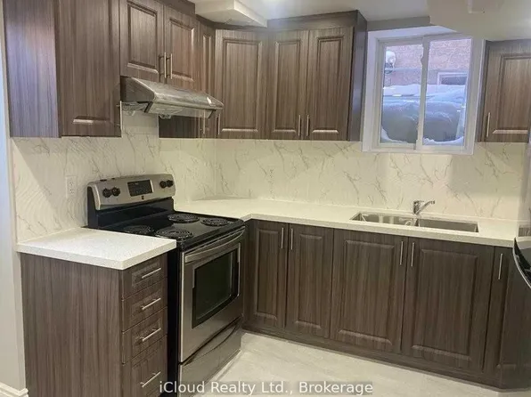 3 Black Diamond Cres, Brampton, ON L6X 0V8