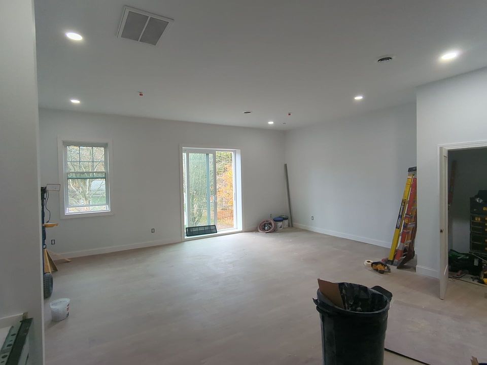 1st image of 425 Prospect Ave APT 10