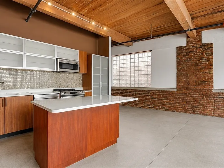 950 Dorchester Ave #205 — Photo 11