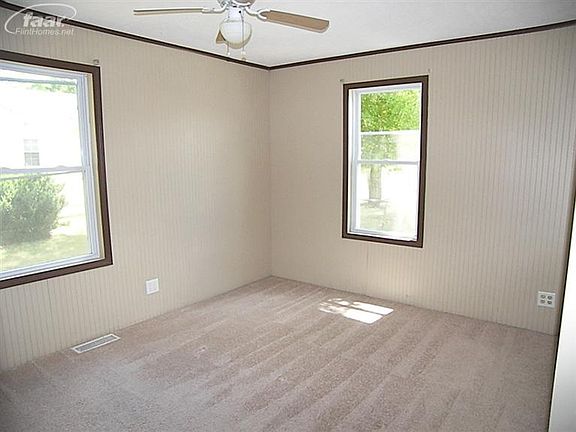 4th image of 4180 Woodrow Ave