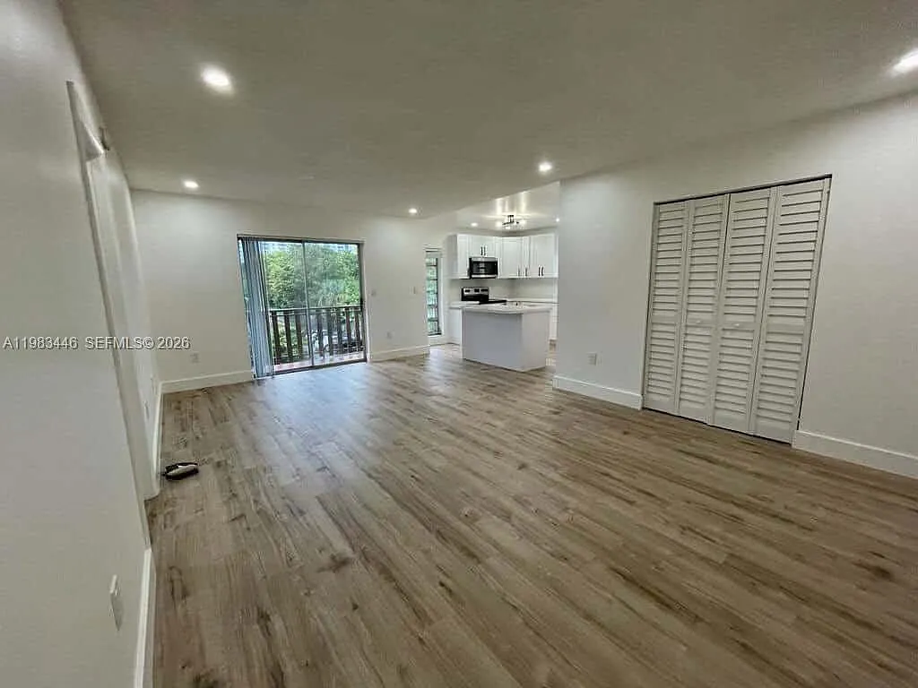 Building Photo - 4725 NW 7th St #305-3