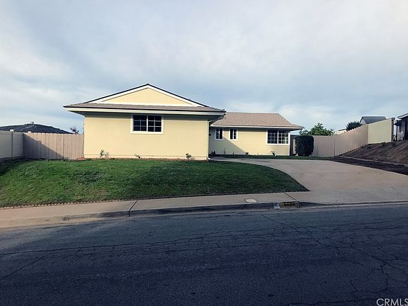 2nd image of 8620 Calle Mirador