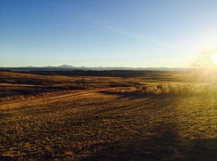 725 E Antelope Rd, Douglas, WY 82633