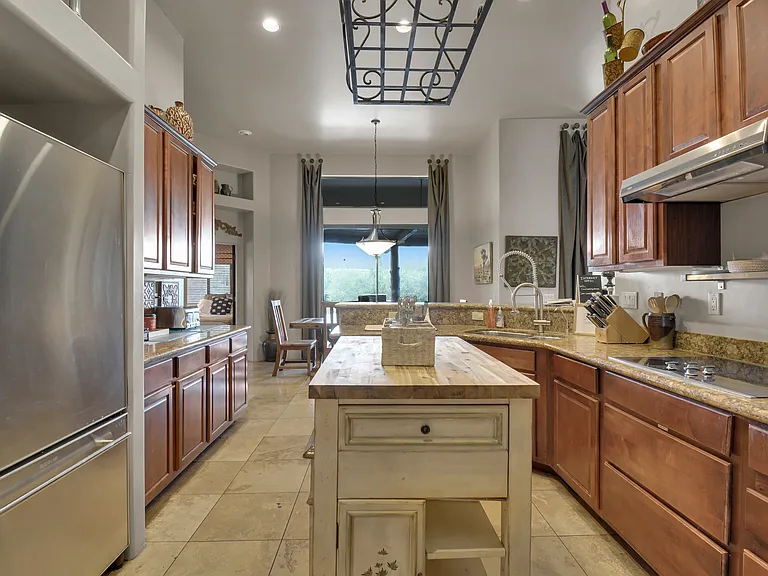 5589 E Galvin St — Photo 35