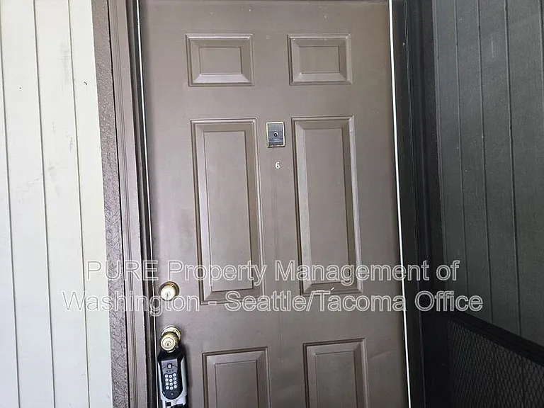 417 SW 155th St #6 — Photo 19