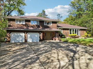 7400 Akins Rd, North Royalton, OH 44133