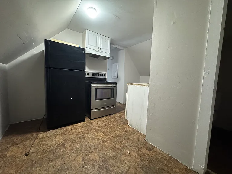 98 Waterville St #3 — Photo 7