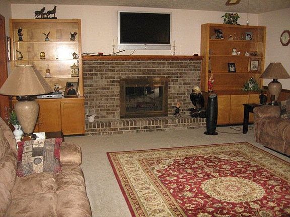 2nd image of 1044 Deerwood Cir