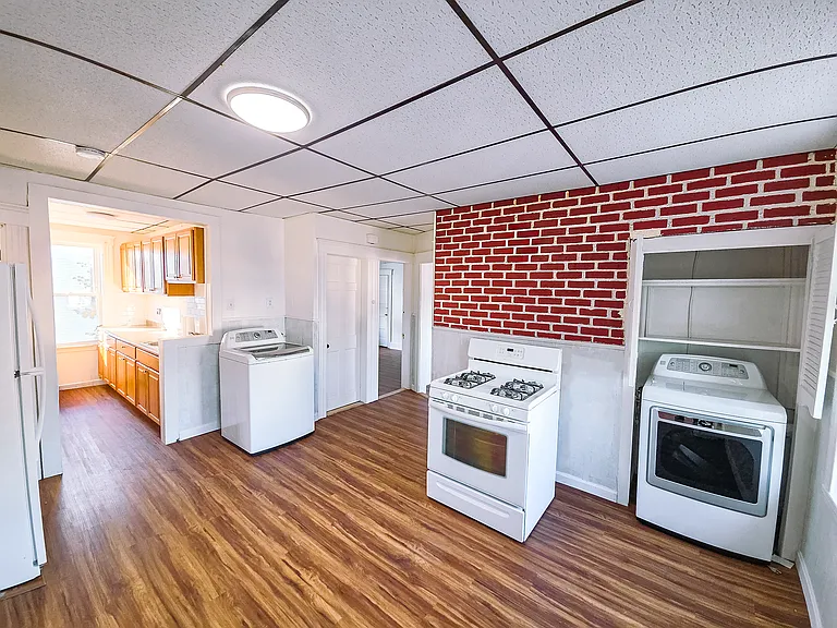 32 Granite St #2 — Photo 9