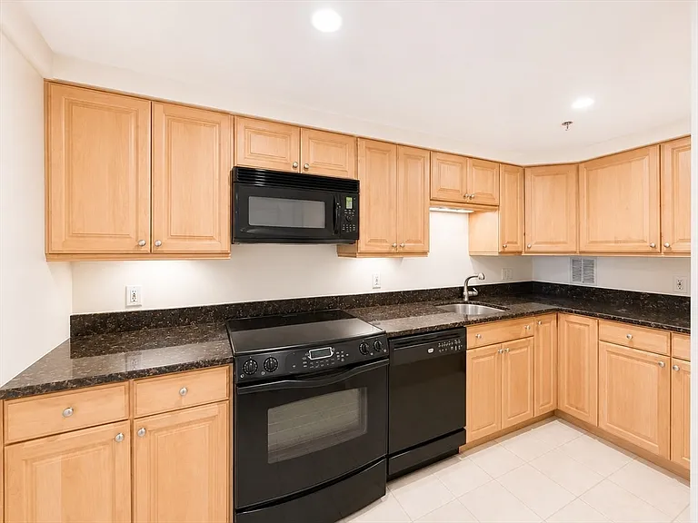 200 Market St #204 — Photo 3