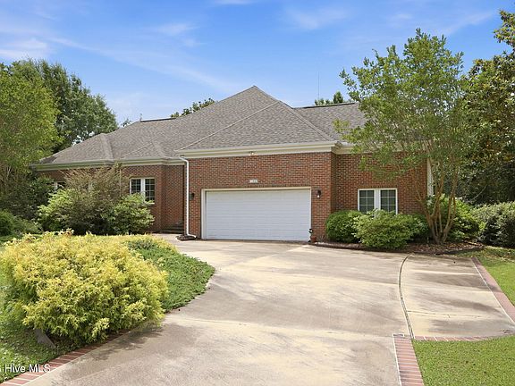 4th image of 105 Pine Bluff Drive