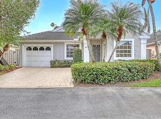 44 Admirals Ct, Palm Beach Gardens, FL 33418