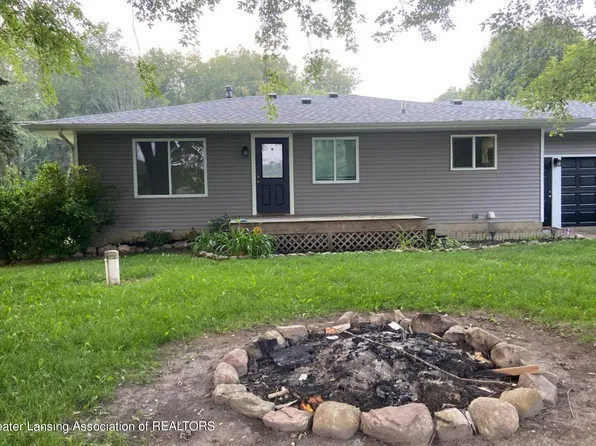 4193 Morton Rd, Stockbridge, MI 49285