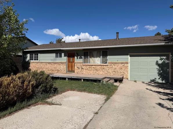 7403 Windsor Blvd, Cheyenne, WY 82009