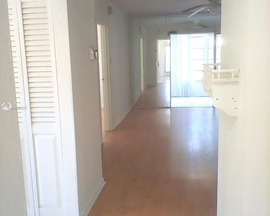 2nd image of 1015 Country Club Dr