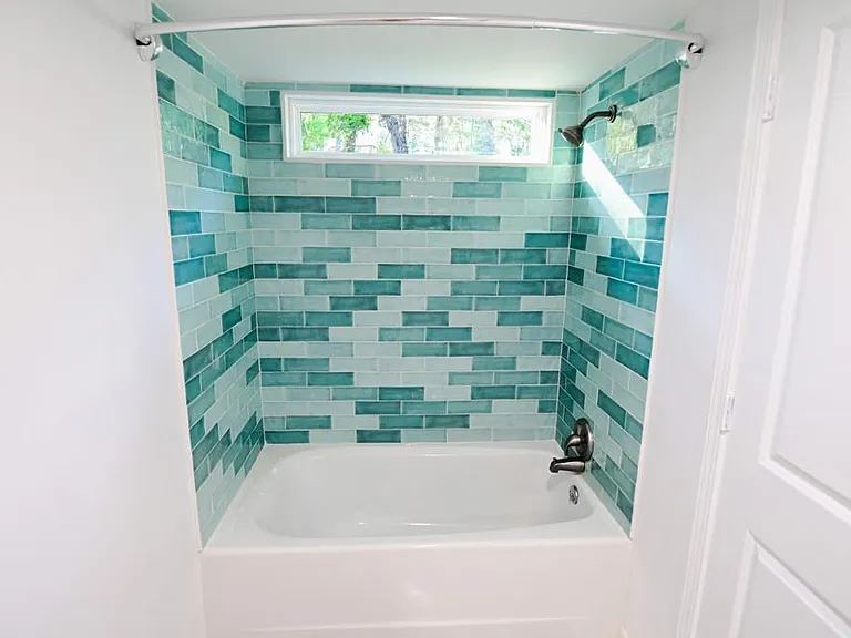 210 Forest Dr — Photo 1