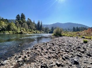 Averill Dr, Grants Pass, OR
