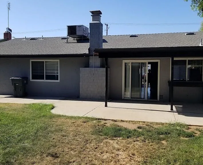 1568 Bullard Ave — Photo 18