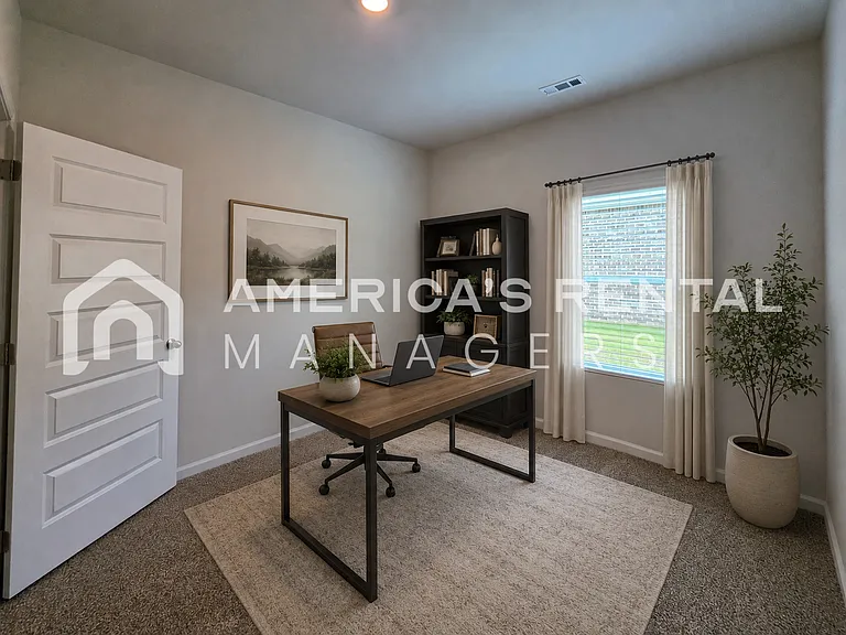 27 Clark Trl — Photo 3