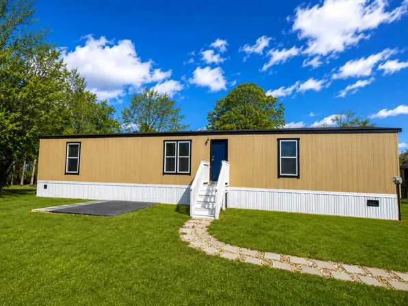 308 Pheasant Ln, Windsor, VA 23487
