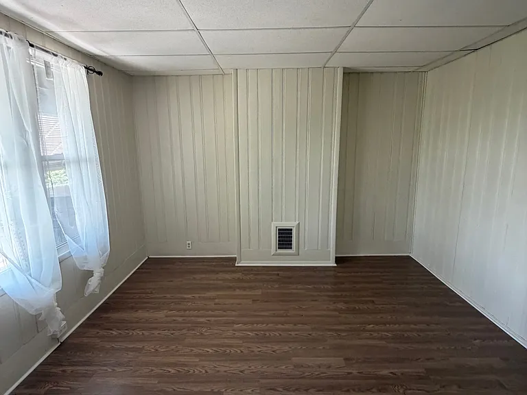 119 Pearl St #1 — Photo 36