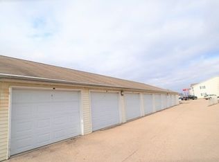 123 Knaup Dr #129-04, Beaver Dam, WI 53916