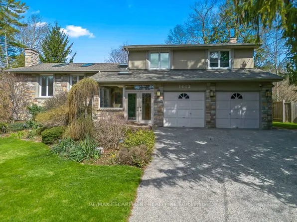 1443 Birchwood Dr, Mississauga, ON L5J 1T3