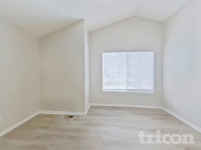 9516 Sherrelwood Ln — Photo 10