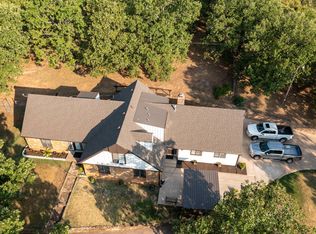 23227 Cedar Rd, Poteau, OK 74953