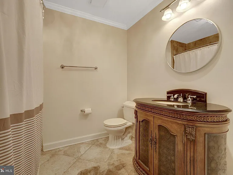 7845 Old Dominion Dr — Photo 66