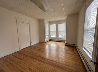 10 Lancaster St #1, Worcester, MA 01609