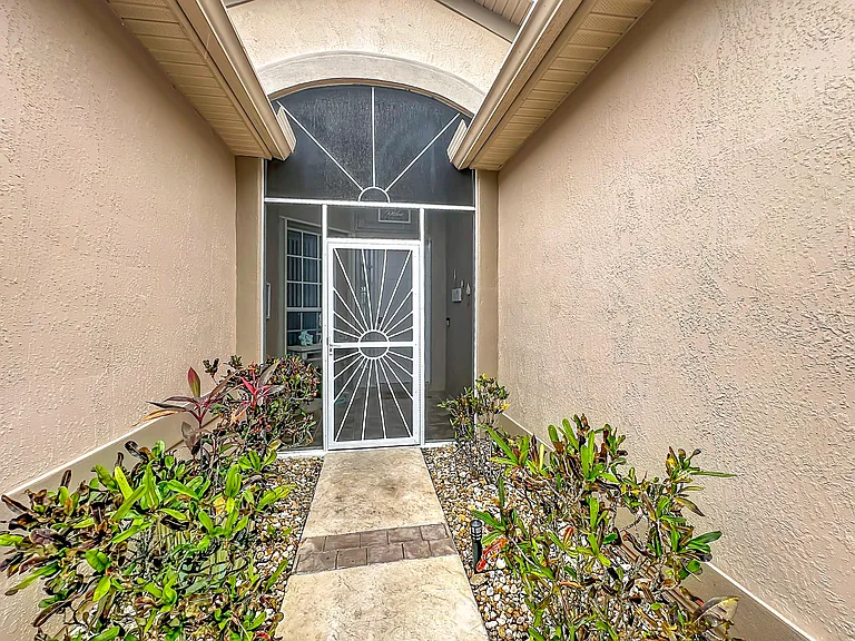 1343 Shoreline Cir — Photo 5