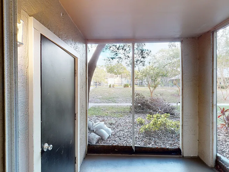 Lakewood Place — Photo 123