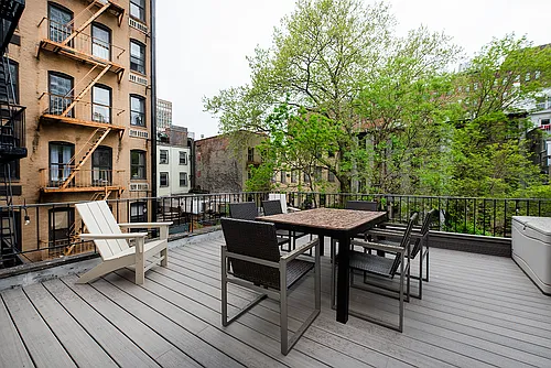 246 E 32nd St #3 Photo 1