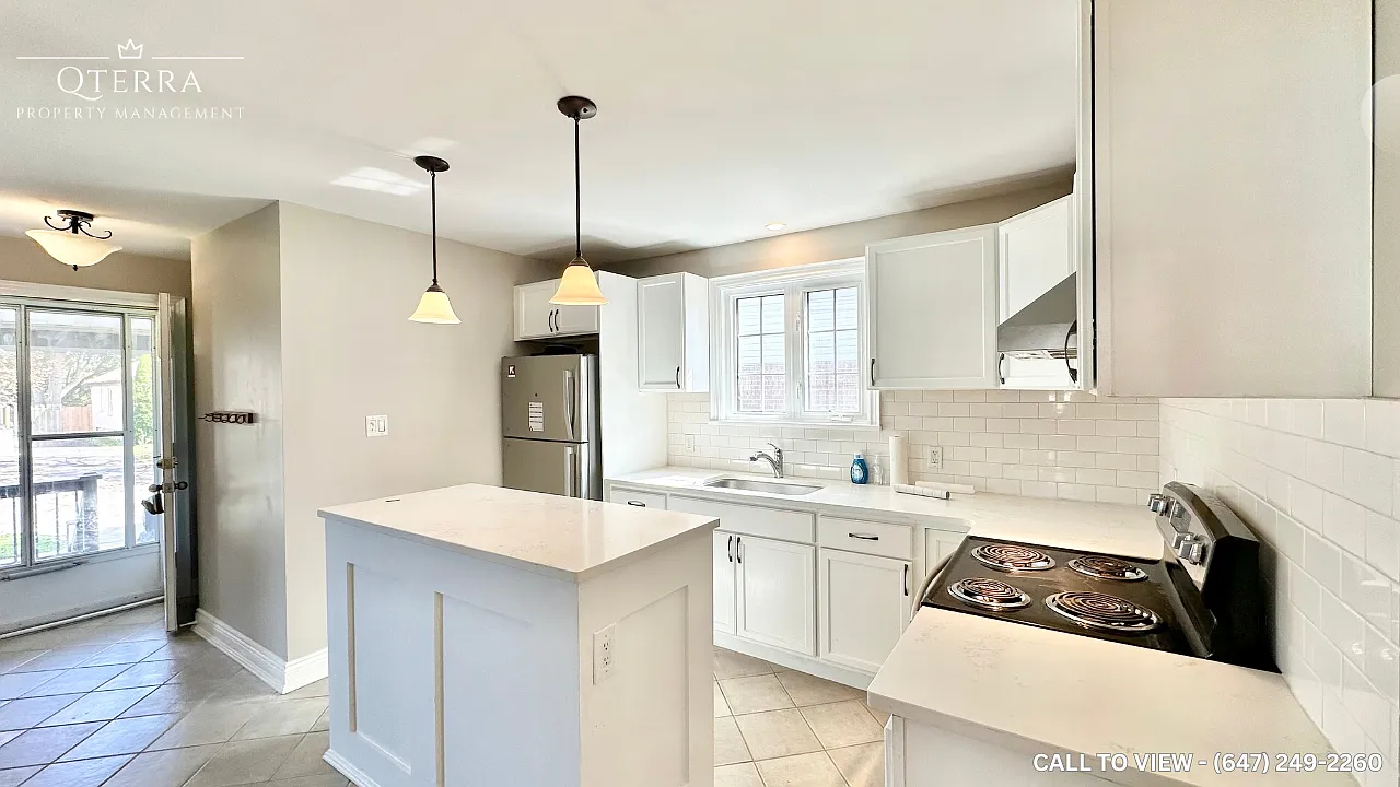 3 bed, 950 sqft, $2,295 — Photo 3