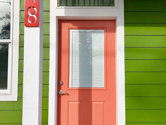 2nd image of 446 Roberts St #448