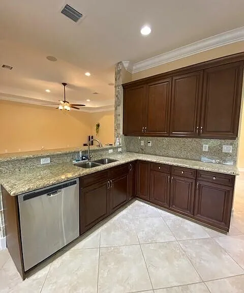 9504 Equus Cir — Photo 7