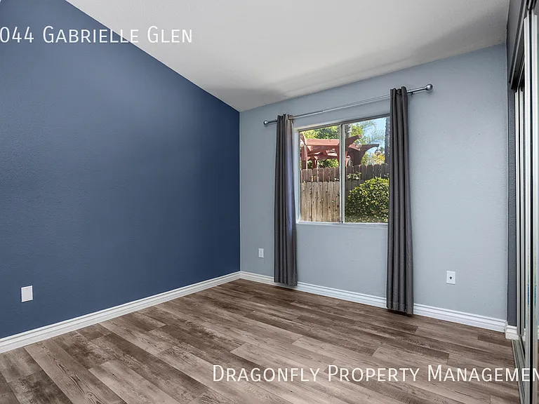 2044 Gabrielle Gln — Photo 20