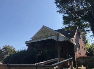 1902 Johnson St, Braddock, PA 15104