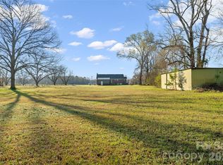 871 Saluda Rd, Chester, SC 29706