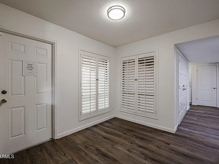 26033 S Hollygreen Dr — Photo 19
