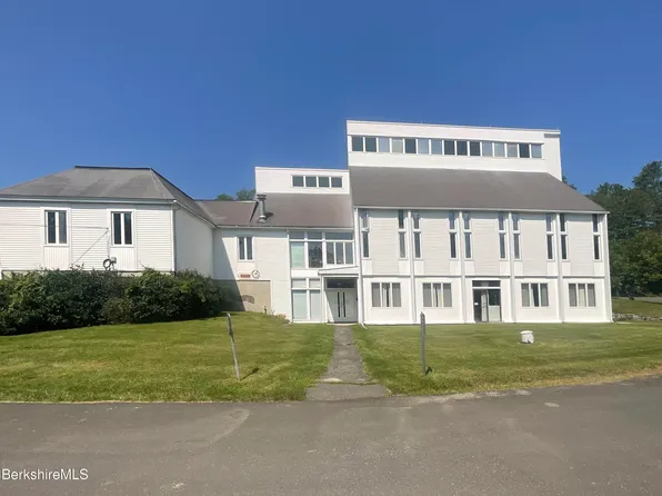 1515 State Rd, Richmond, MA 01254